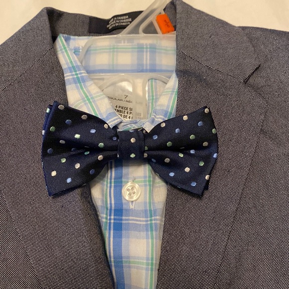 Nautica 4 piece suit - Picture 1 of 7